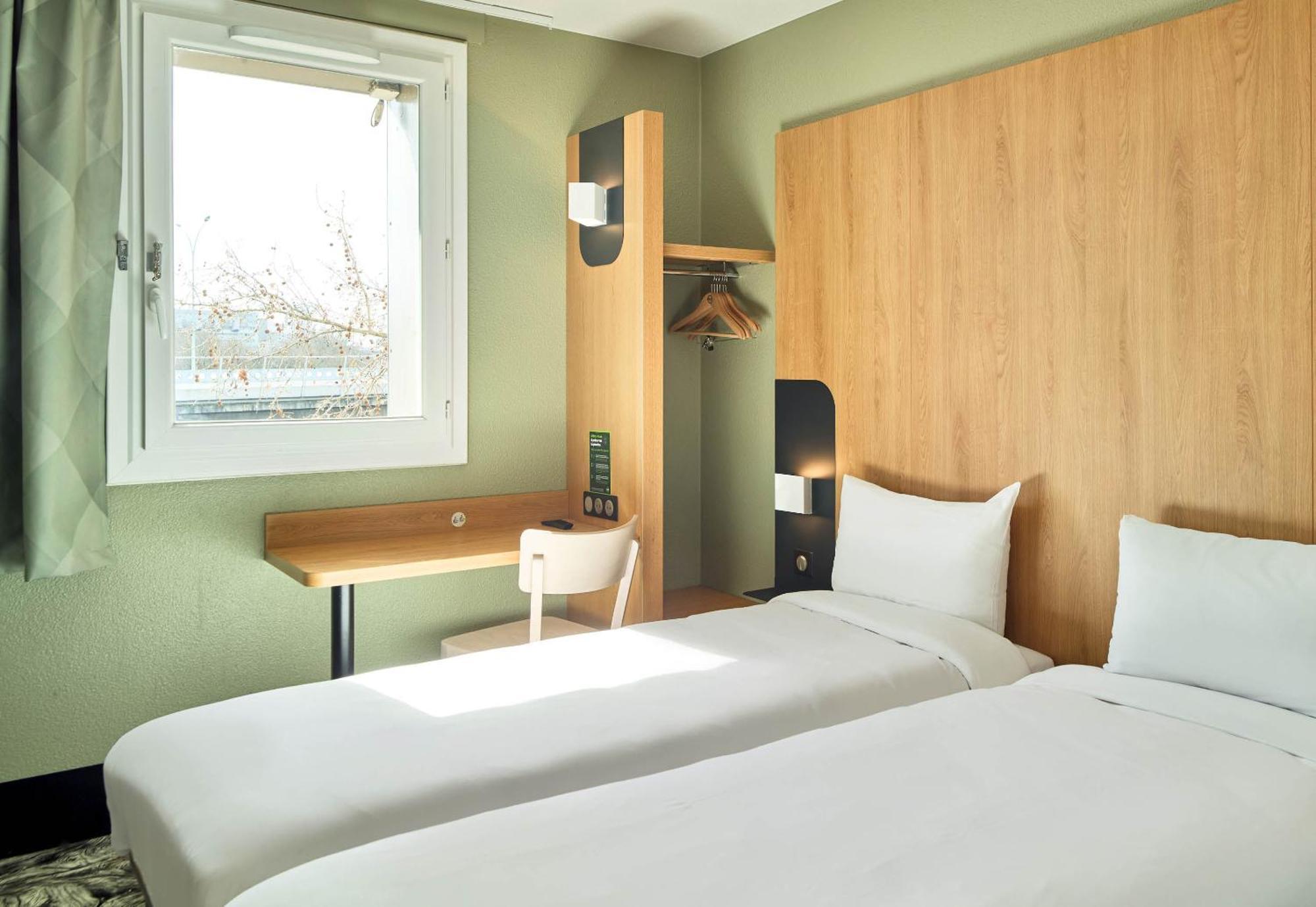 B&B Hotel Paris Porte De La Villette Exteriör bild
