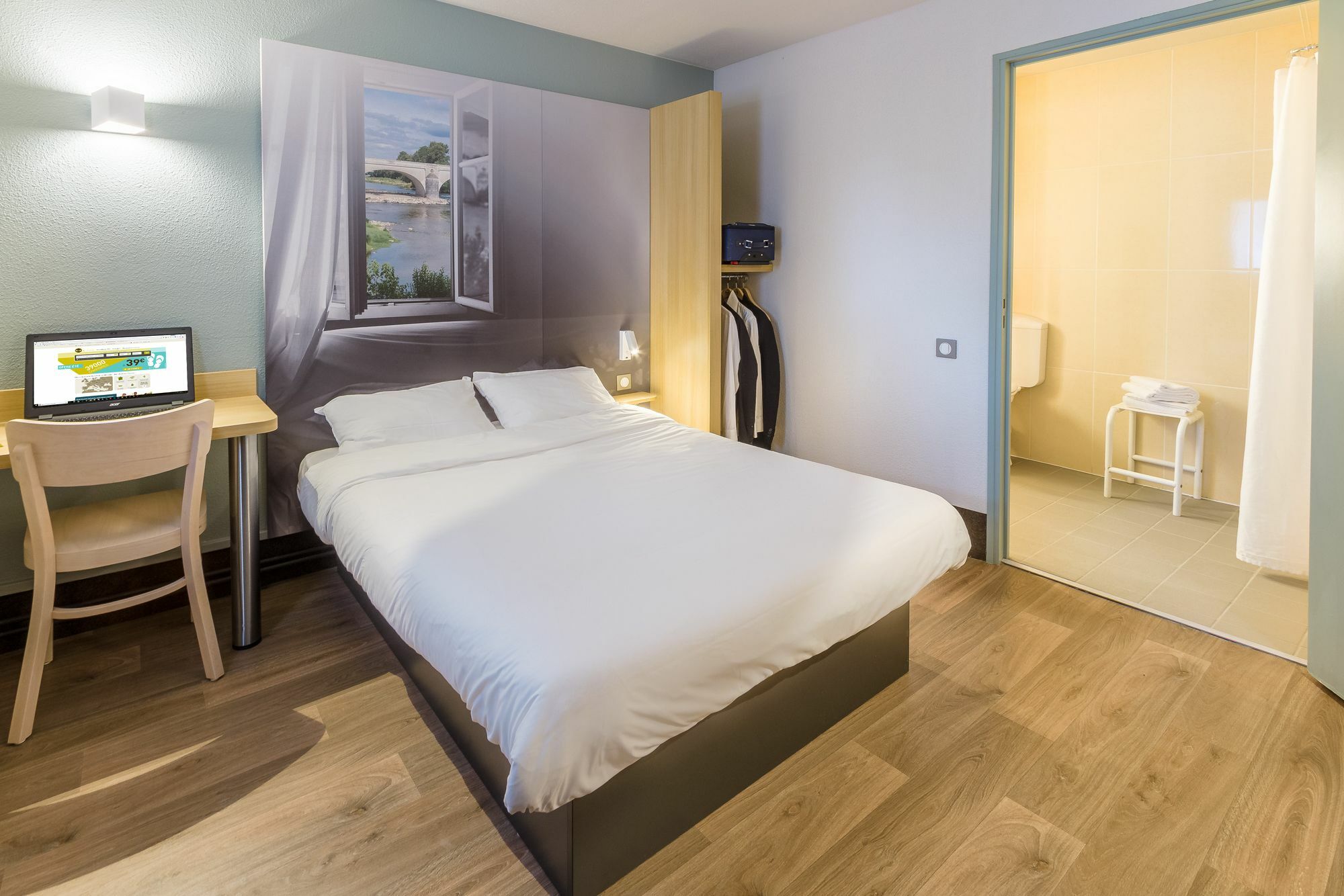 B&B Hotel Paris Porte De La Villette Exteriör bild
